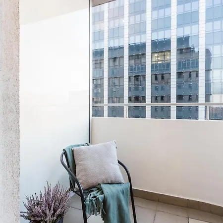 Comfy Zelazna With Two Bedrooms And Balcony * 바르샤바