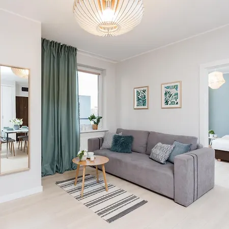 Appartement Comfy Zelazna With Two Bedrooms And Balcony Warschau